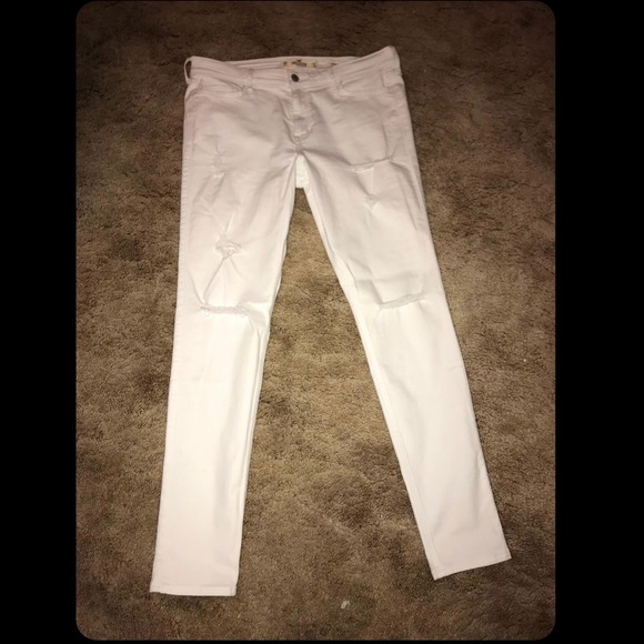 Hollister Jean - Picture 3 of 5